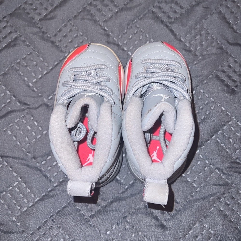 Kids Jordan 12 Retro Shoes - Picture 2 of 5